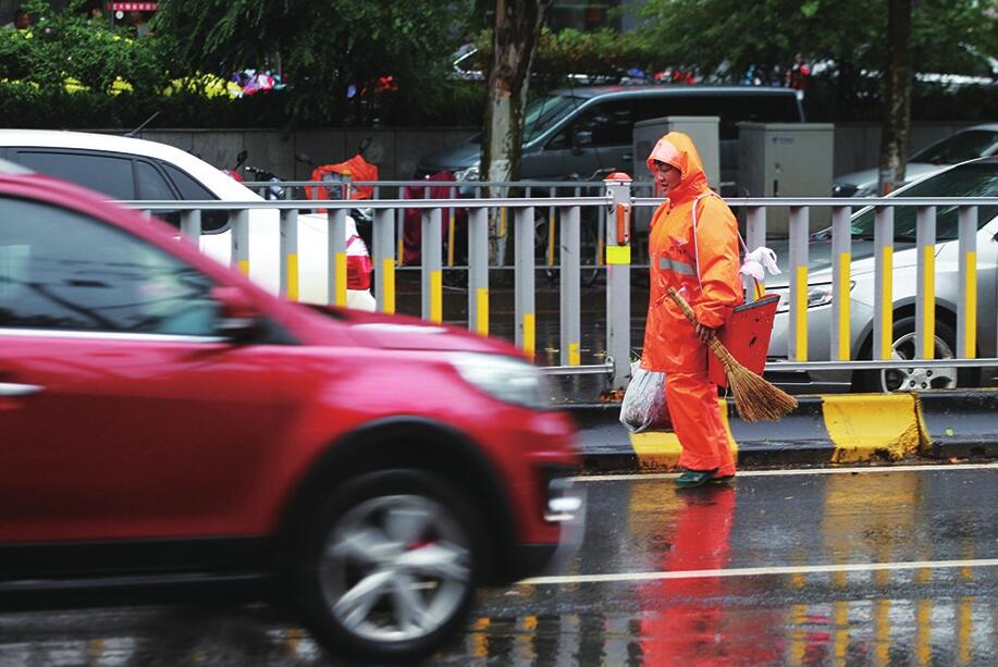 强降雨突袭！雨情就是命令 防汛全力以赴