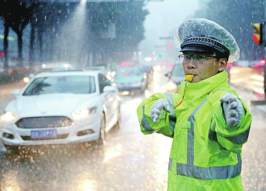 强降雨突袭！雨情就是命令 防汛全力以赴